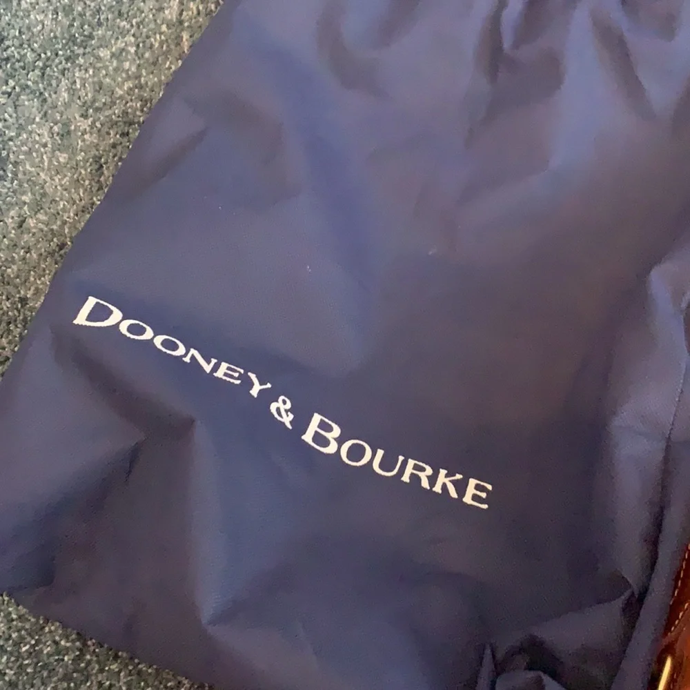 Dooney and Bourke Florentine leather bag - Picture 14 of 14